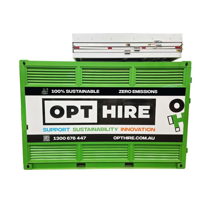 opthire employee showing to man the product